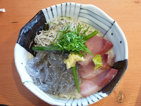 3色丼