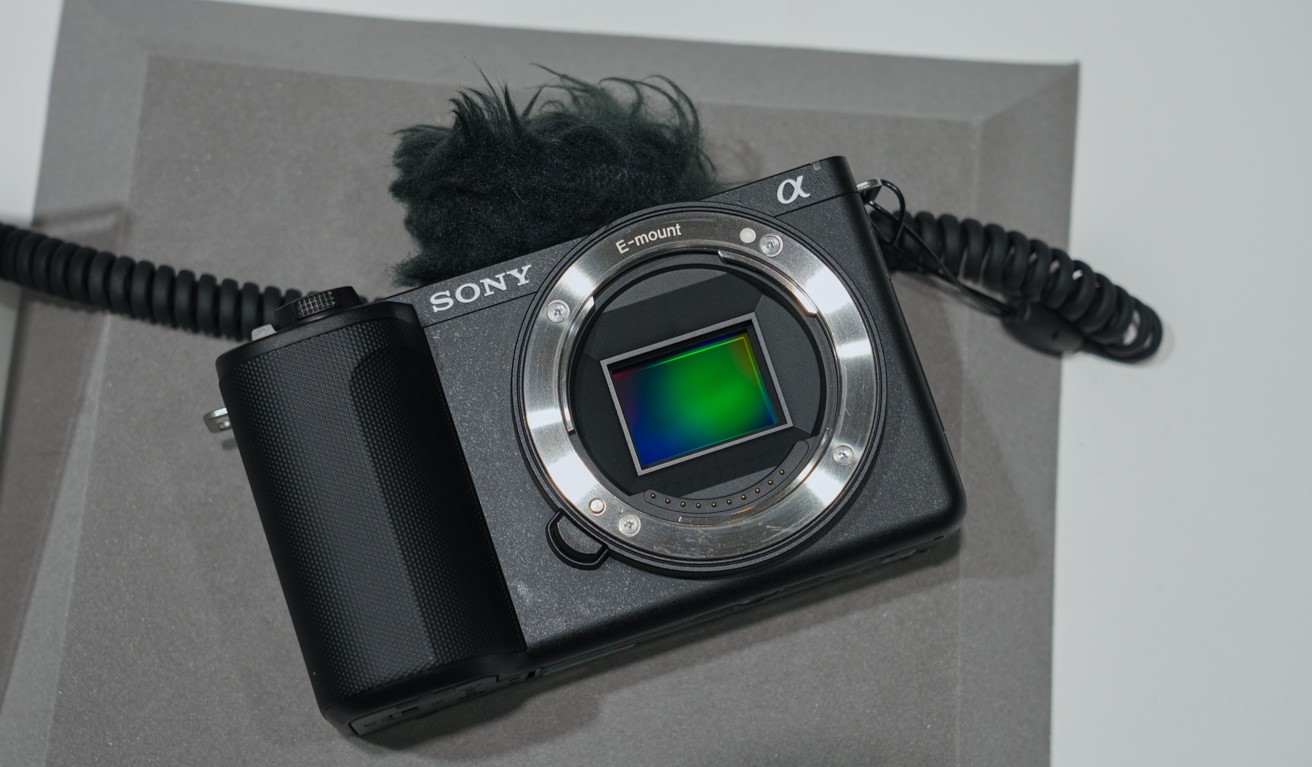 ソニー  VLOGCAM ZV-E10 II｜動画も写真も簡単に自分色！レンズ交換式Vlogカメラ