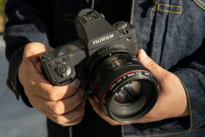 富士フイルム GFX100 II｜レンズラインナップの増やし方 ～EFレンズ編～