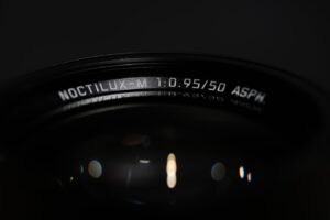 新宿 北村写真機店のカウンターで、お薦めライカを味わい尽くす｜Vol.034 ノクティルックスM f0.95/50mm ASPH.