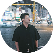 関岡大晃
