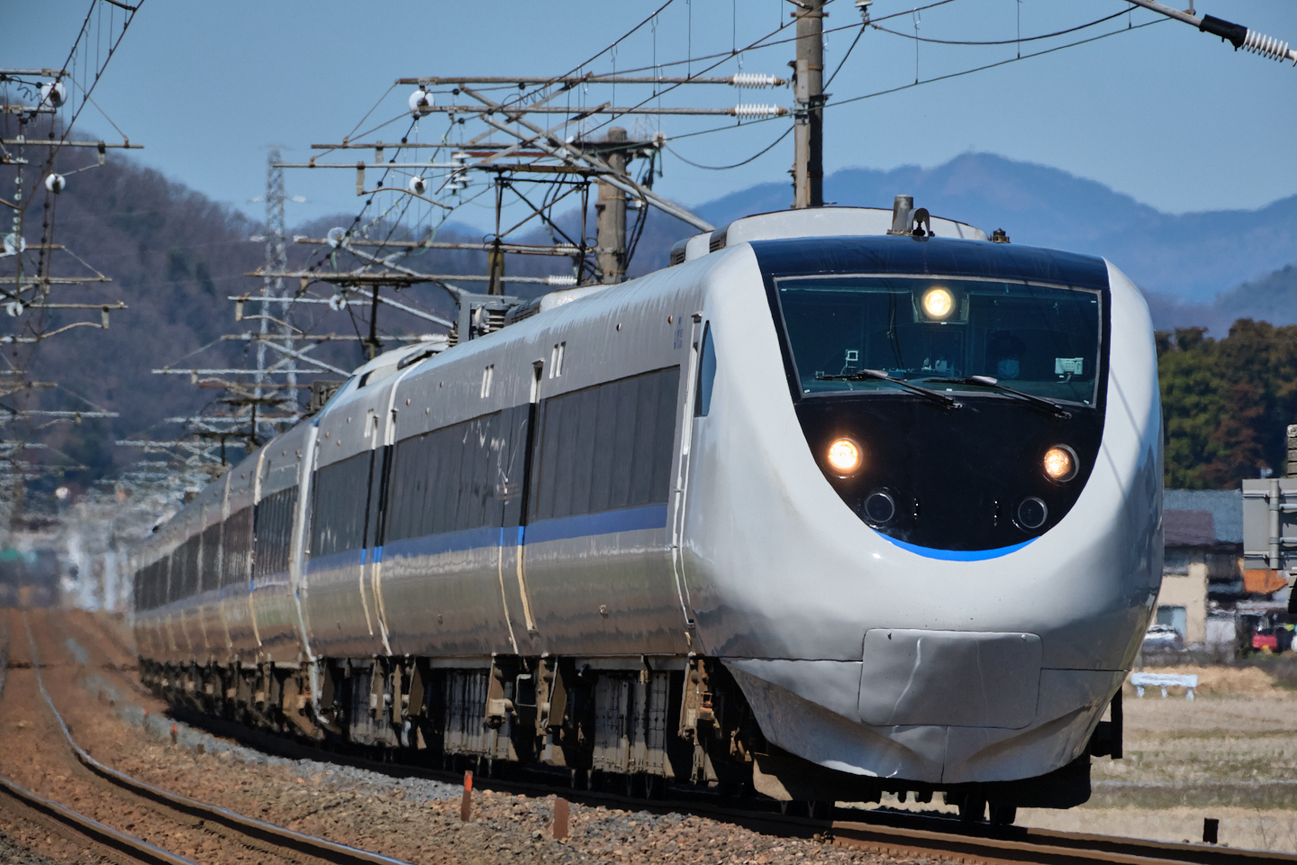 何処にでも連れて行く、鉄道撮影のよき相棒｜富士フイルム XF70-300mmF4-5.6 R LM OIS WR