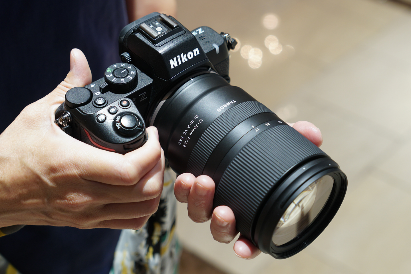 タムロン 17-70mm F/2.8 Di III-A VC RXD Zマウント｜旅も日々も一本で頼れる標準ズームレンズ