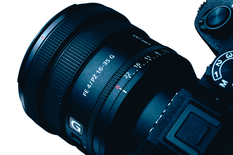 SONY FE PZ 16-35mm F4 G レビュー|スチルもムービーもこれ一本。小型軽量のパワーズーム04.jpg