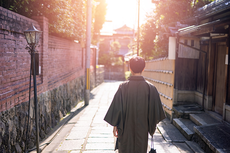男の着物の種類と選び方!どこで着る?何が必要?基本のルールを解説